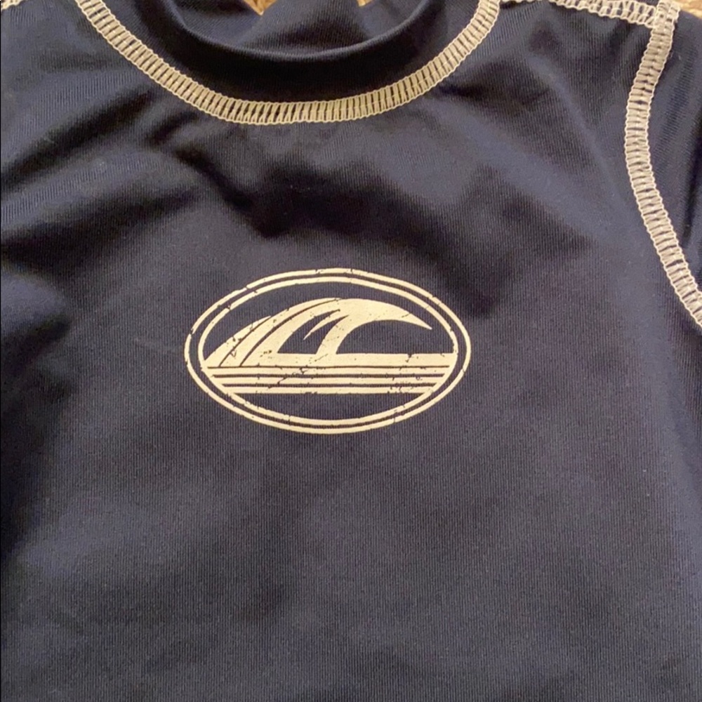 Baby rashguard - Picture 2 of 4